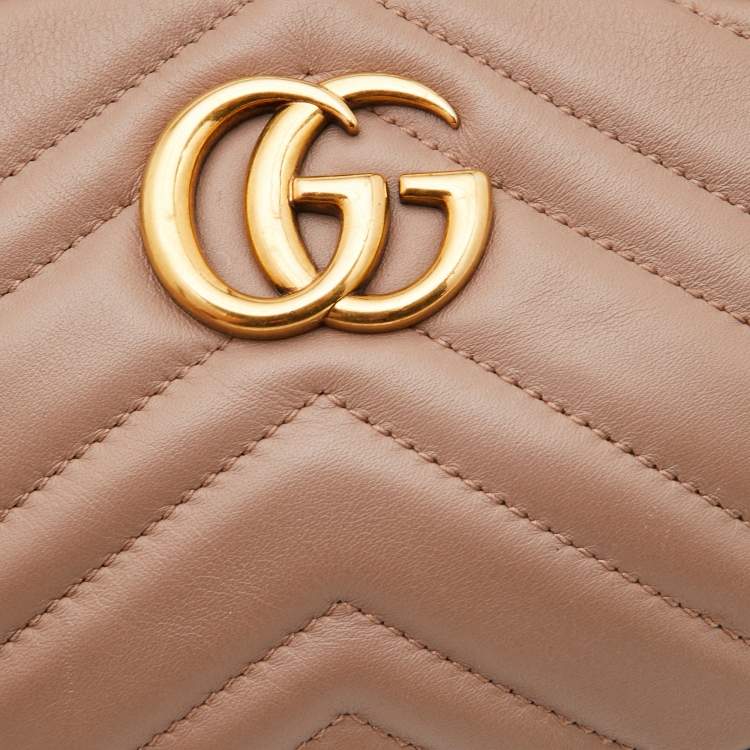 Pre Owned Gucci Beige Matelassé Leather GG Marmont Belt Bag