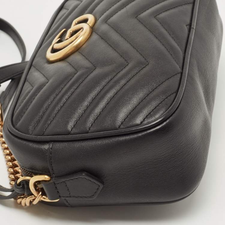 Pre Owned Gucci Black Matelasse Leather Small GG Marmont Shoulder Bag