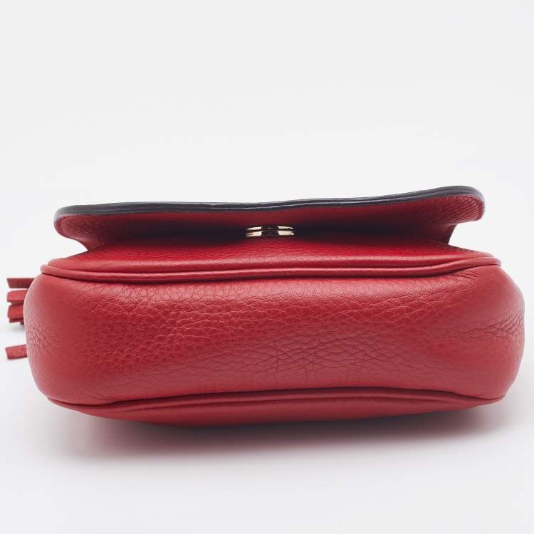 Pre Owned Gucci Red Leather Soho Flap Chain Crossbody Bag