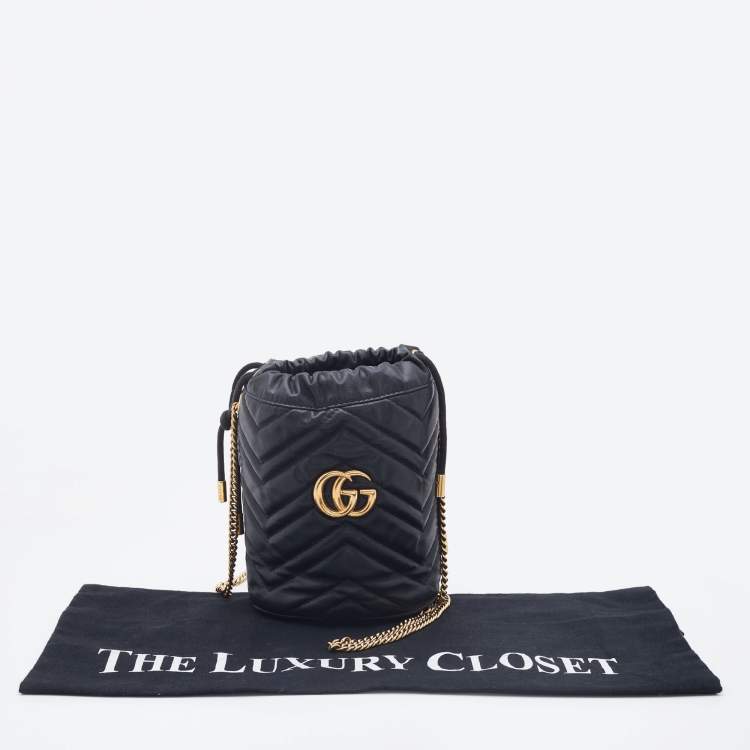 Pre Owned Gucci Black Matelassé Leather Mini GG Marmont Bucket Bag