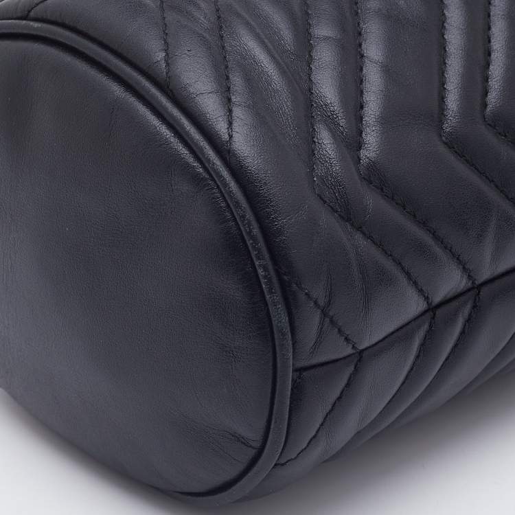 Pre Owned Gucci Black Matelassé Leather Mini GG Marmont Bucket Bag