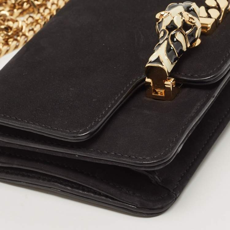 Pre Owned Gucci Black Suede Tiger Head Chain Clutch