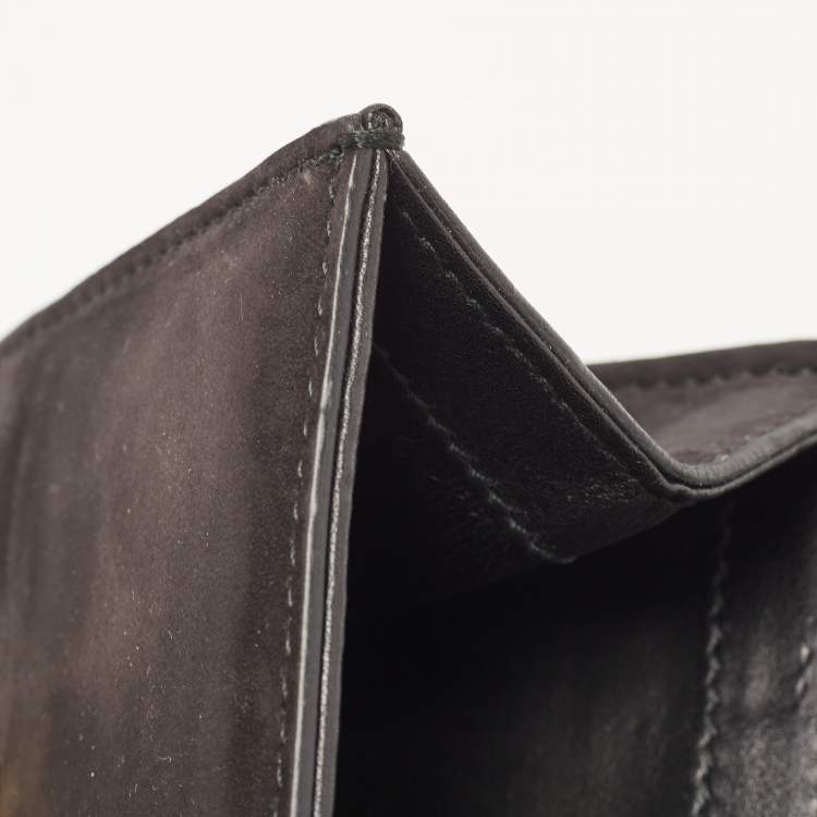 Pre Owned Gucci Black Suede Tiger Head Chain Clutch