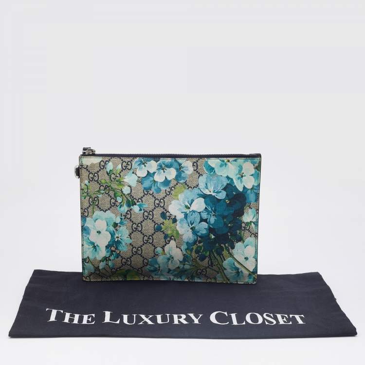 مملوكة مسبقًا Gucci Blue/Beige GG Supreme Canvas Blooms Zip Pouch