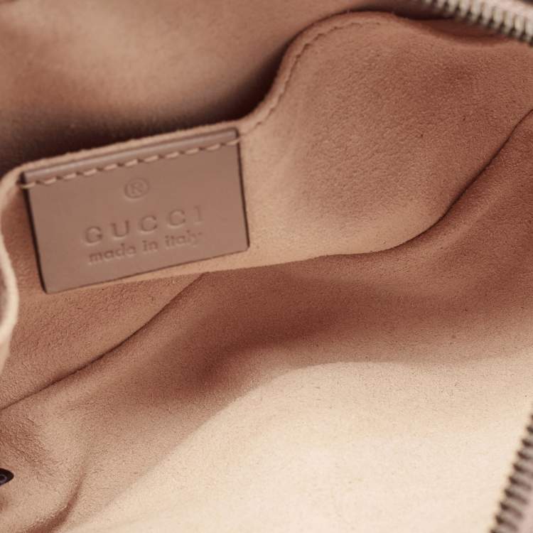 Pre Owned Gucci Beige Matelassé Leather Mini GG Marmont Belt Bag