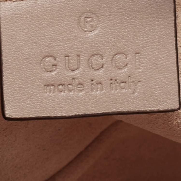 Pre Owned Gucci Beige Matelassé Leather Mini GG Marmont Belt Bag