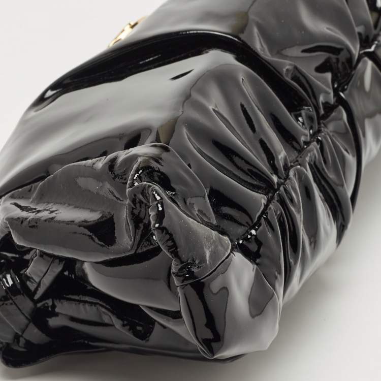 Pre Owned Gucci Black Patent Leather Large Hysteria Clutch