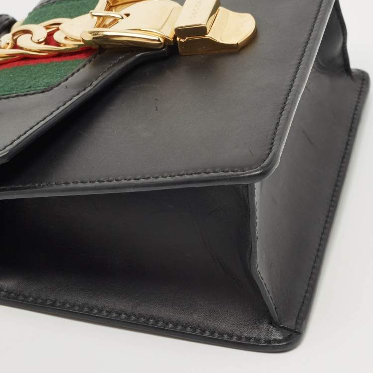 Pre Owned Gucci Black Leather Mini Sylvie Top Handle Bag