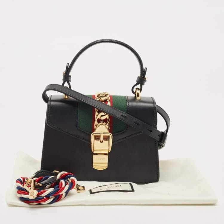 Pre Owned Gucci Black Leather Mini Sylvie Top Handle Bag