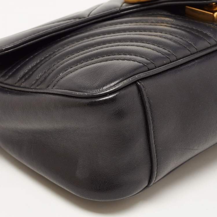 Pre Owned Gucci Black Quilted Leather Small GG Marmont Shoulder Bag