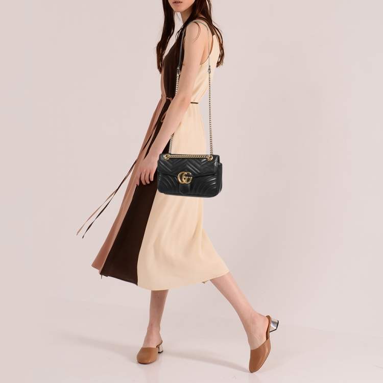 Gg marmont medium leather shoulder bag hot sale