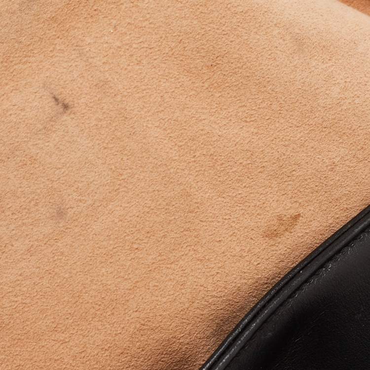 Pre Owned Gucci Black Quilted Leather Small GG Marmont Shoulder Bag