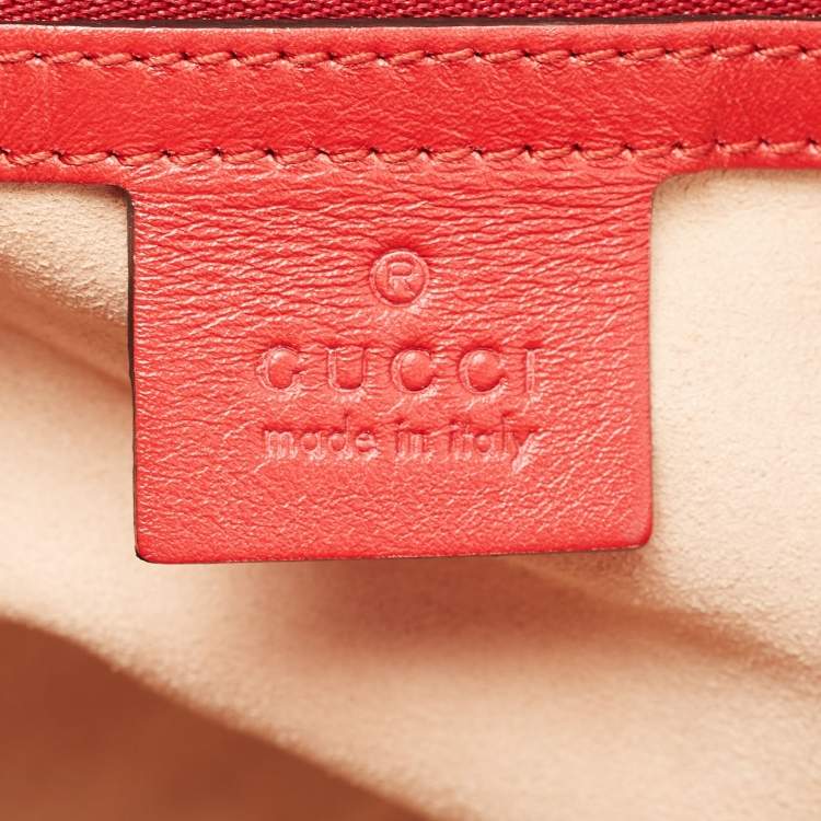 Pre Owned Gucci Red Matelasse Leather Medium GG Marmont Open Top Shoulder Bag 