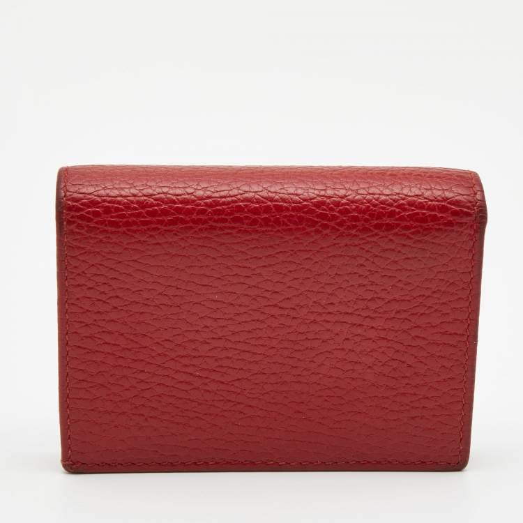 مملوكة مسبقًا Gucci Red Leather GG Marmont Flap Card Case
