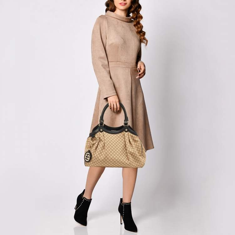 Pre Owned Gucci Beige/Black Diamante Canvas and Leather Medium Sukey Tote