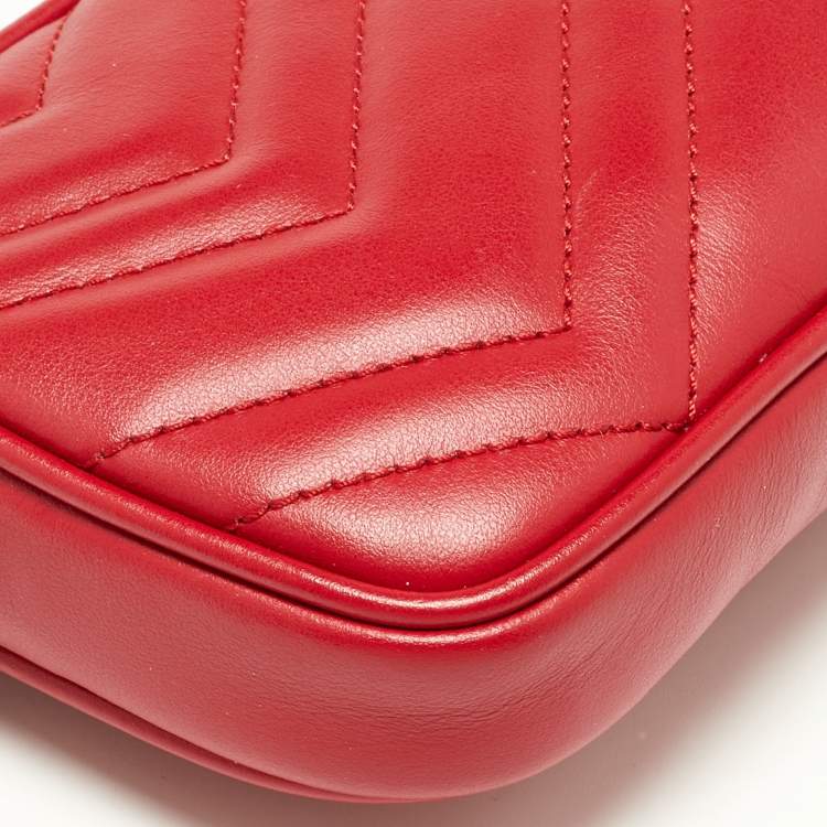 Pre Owned Gucci Red Matelassé Leather Mini GG Marmont Chain Crossbody Bag