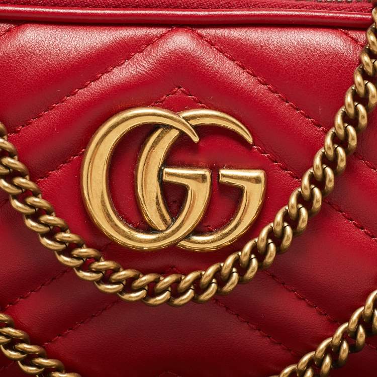 Pre Owned Gucci Red Matelassé Leather Mini GG Marmont Chain Crossbody Bag