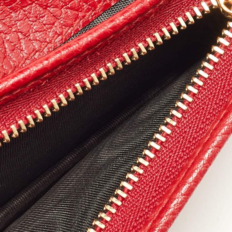 Pre Owned Gucci Red Leather GG Marmont Flap Card Case