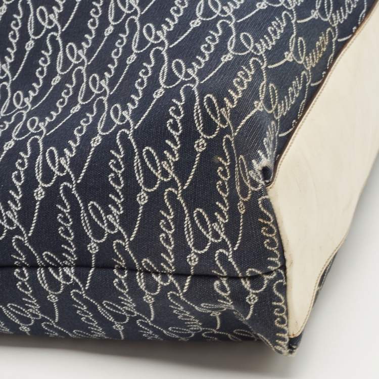 Pre Owned Gucci Off White/Blue Signature Print Canvas Large Shopper Tote