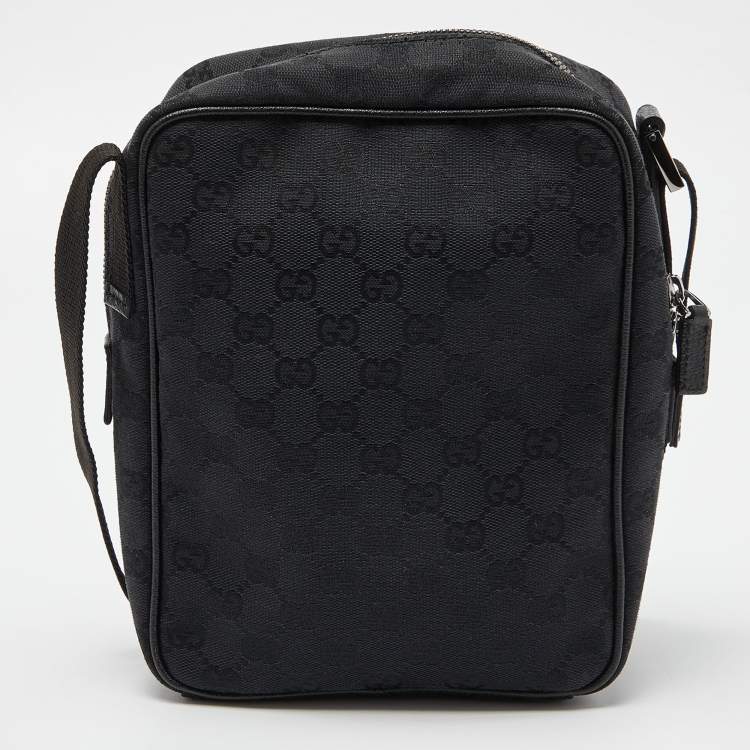 مملوكة مسبقًا Gucci Black  GG Canvas and Leather Crossbody Bag