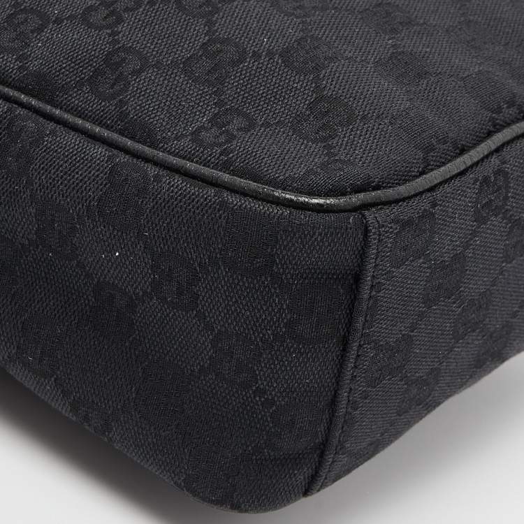 مملوكة مسبقًا Gucci Black  GG Canvas and Leather Crossbody Bag