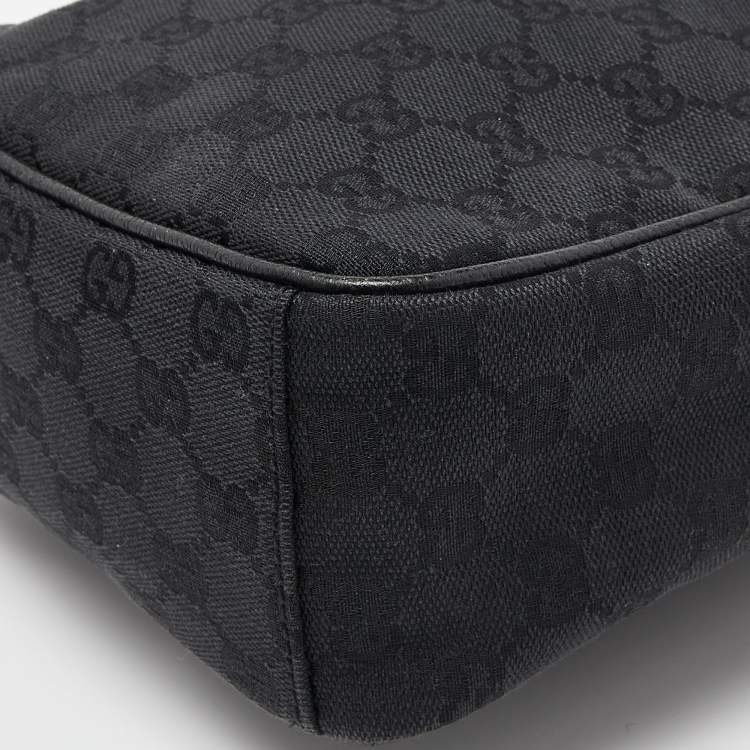 مملوكة مسبقًا Gucci Black  GG Canvas and Leather Crossbody Bag