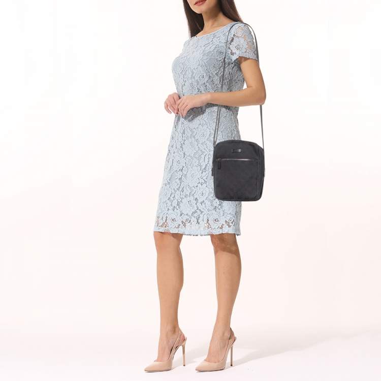 مملوكة مسبقًا Gucci Black  GG Canvas and Leather Crossbody Bag
