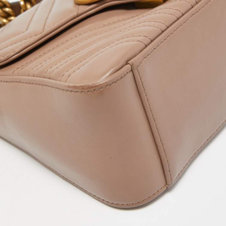 Pre Owned Gucci Beige Matelasse Leather Mini GG Marmont Top Handle Bag