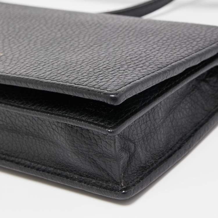 Pre Owned Gucci Black Leather Swing Wallet Bag