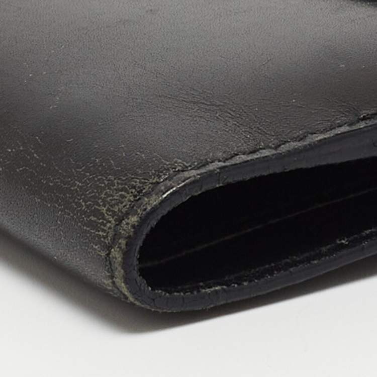 Pre Owned Gucci Black Leather Square G French Wallet