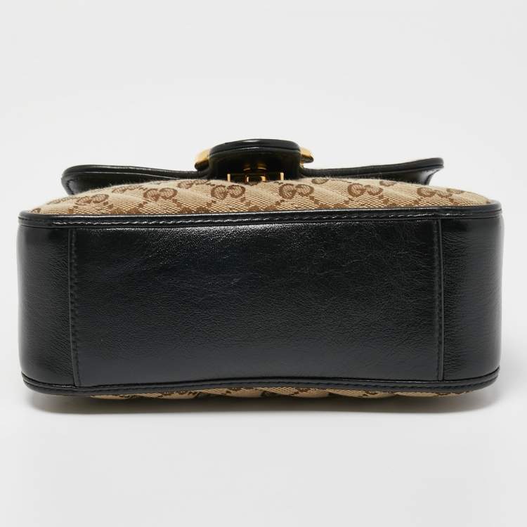 Pre Owned Gucci Beige/Black Diagonal Quilt GG Canvas and Leather Mini GG Marmont Top Handle Bag
