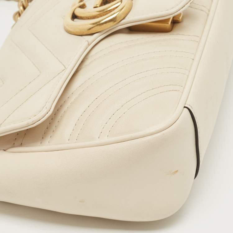 Pre Owned Gucci Off White Matelassé Leather Mini GG Marmont Shoulder Bag