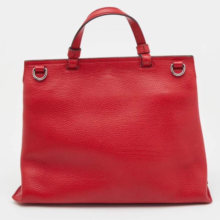 Pre Owned Gucci Red Leather Medium Bamboo Daily Top Handle Bag
