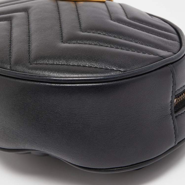 Pre Owned Gucci Black Matelassé Leather GG Marmont Belt Bag