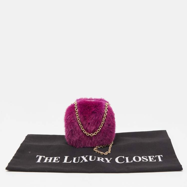 Pre Owned Gucci Purple Fur Chain Clutch