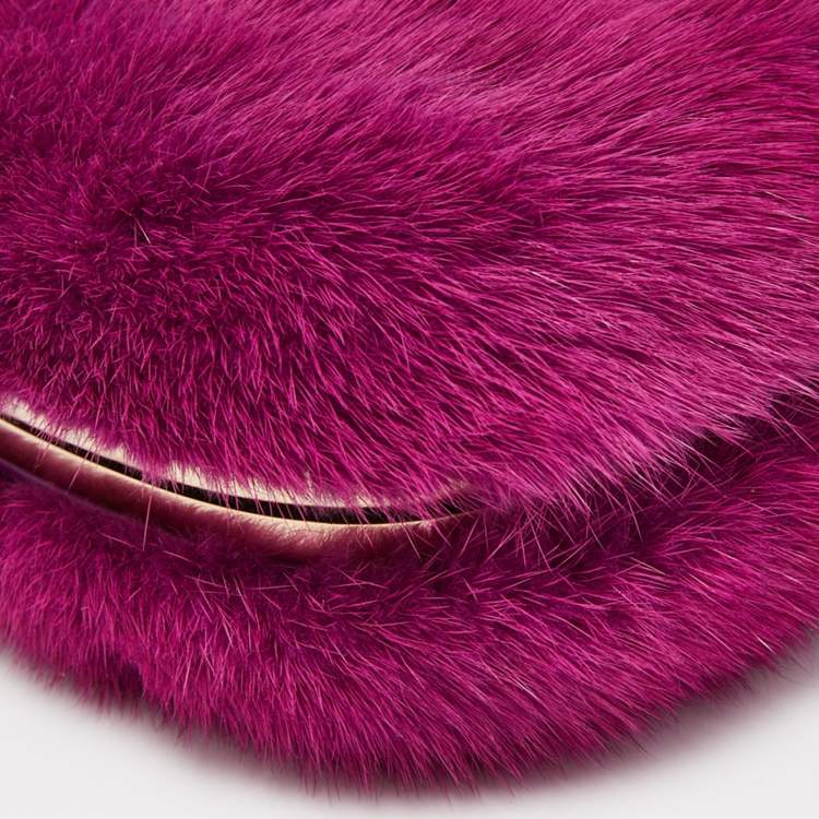 Pre Owned Gucci Purple Fur Chain Clutch