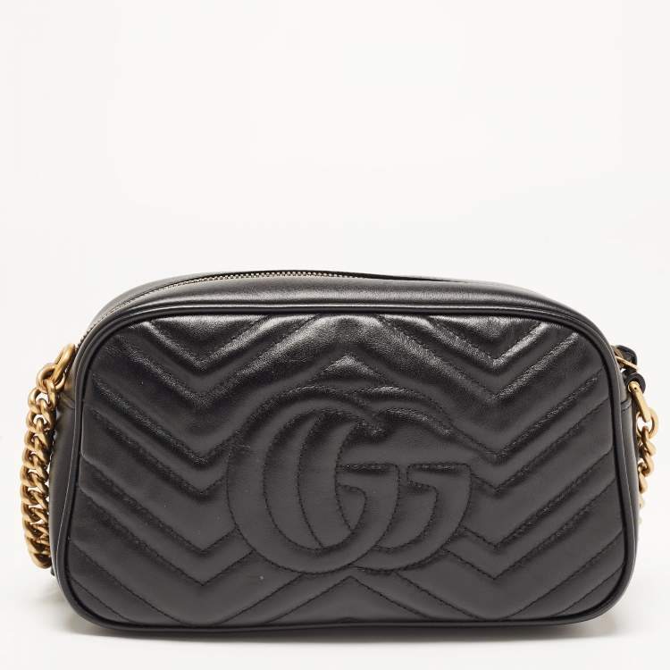 Pre Owned Gucci Black Matelassé Leather Small GG Marmont Camera Bag