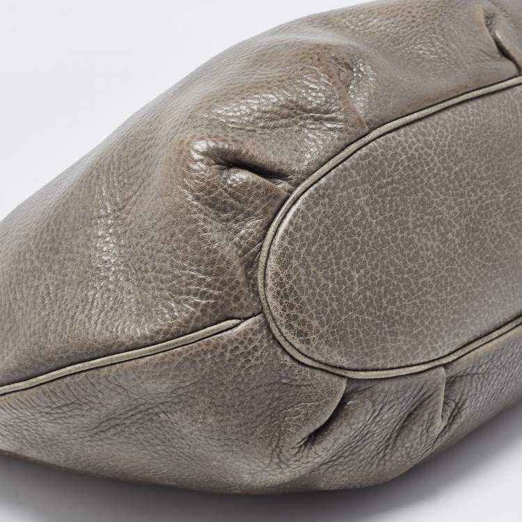 Pre Owned Gucci Pale Green Leather Medium Pelham Hobo 