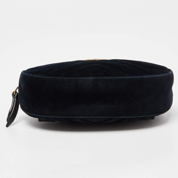 Pre Owned Gucci Black Matelassé Velvet GG Marmont Belt Bag