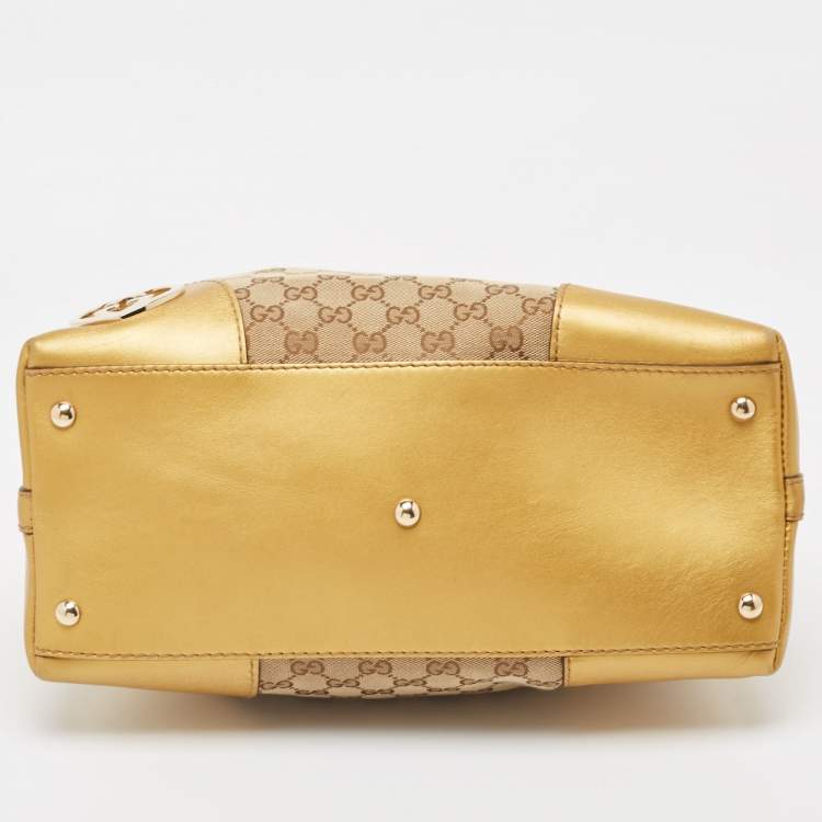 مملوكة مسبقًا Gucci Beige/Gold GG Canvas and Leather Medium Lovely Hobo
