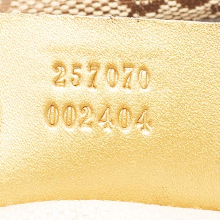 مملوكة مسبقًا Gucci Beige/Gold GG Canvas and Leather Medium Lovely Hobo