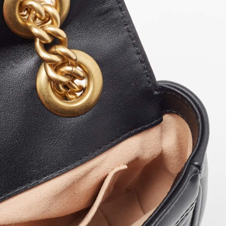 Pre Owned Gucci Black Matelassé Leather Mini GG Marmont Shoulder Bag