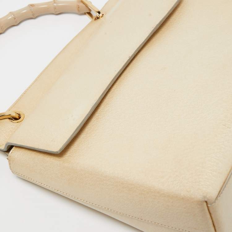 Pre Owned Gucci Beige Leather Bamboo Tap Handle Bag