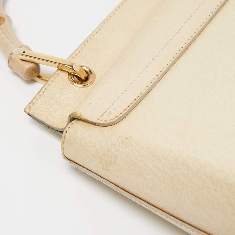 Pre Owned Gucci Beige Leather Bamboo Tap Handle Bag