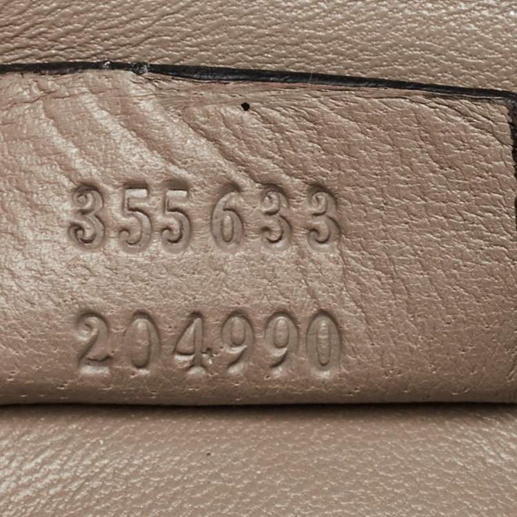 مملوكة مسبقًا Gucci Black Suede GG Crystal Broadway Clutch