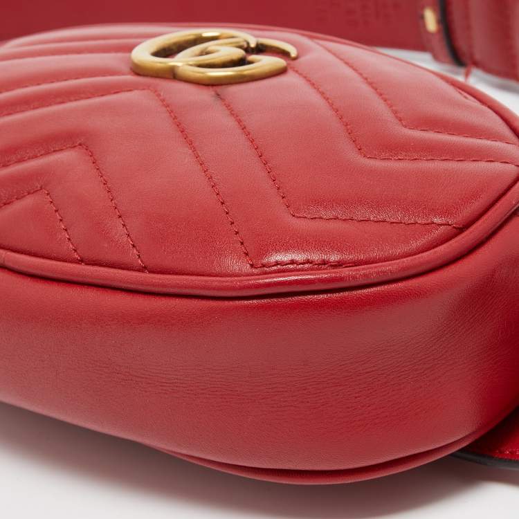 Pre Owned Gucci Red Matelassé Leather GG Marmont Belt Bag