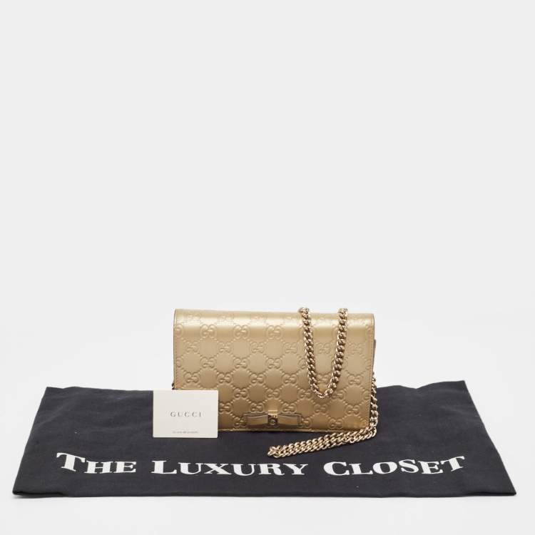 Pre Owned Gucci Gold Guccissima Leather Bow Wallet On Chain