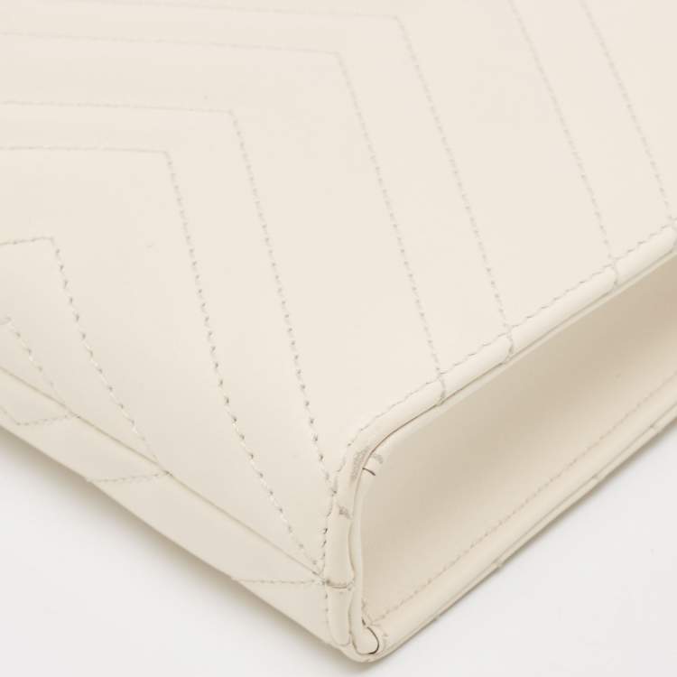 Pre Owned Gucci Off White Matelassé Leather Mini GG Marmont Phone Crossbody Bag