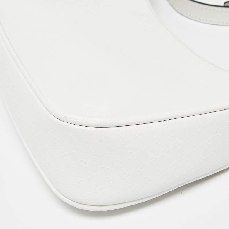 مملوكة مسبقًا Gucci White Microguccissima Leather Zip Baguette Bag