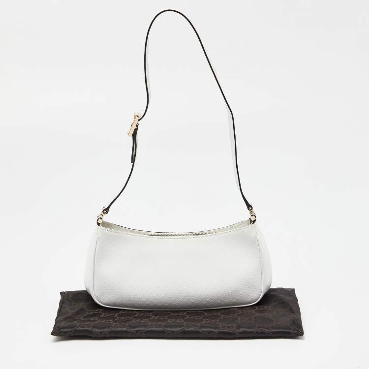 مملوكة مسبقًا Gucci White Microguccissima Leather Zip Baguette Bag